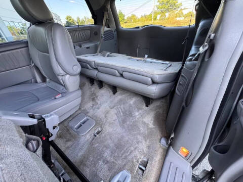 2010 Toyota Sienna