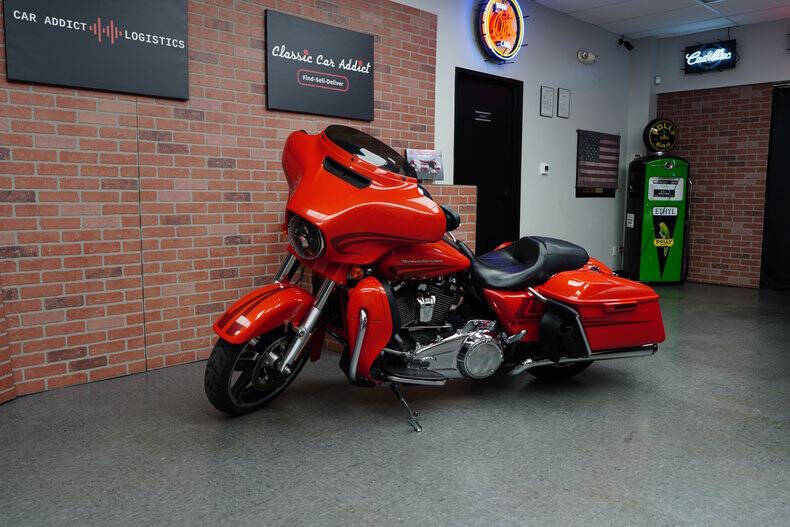 2017 Harley-Davidson Street Glide Special