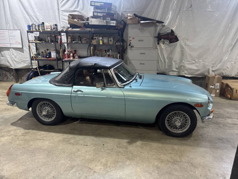 1974 MG B