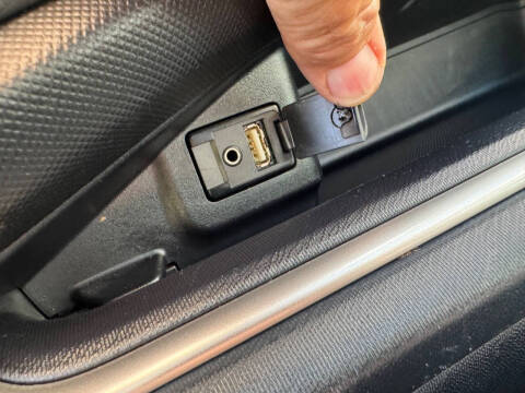 2014 Toyota Prius c Two