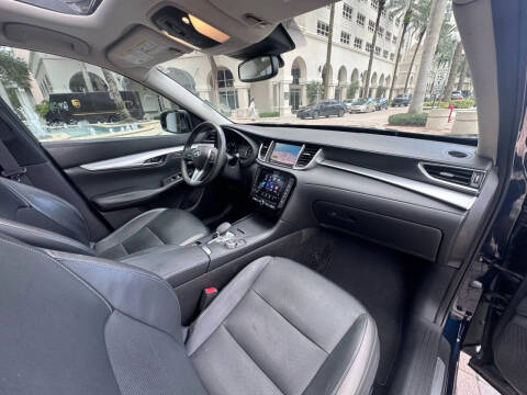 2019 Infiniti QX50 Essential