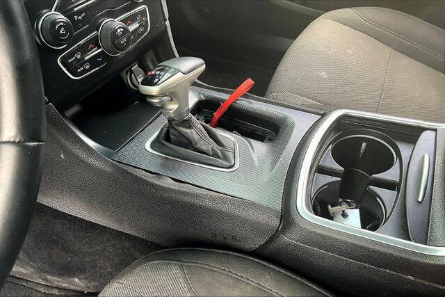 2015 Dodge Charger SXT