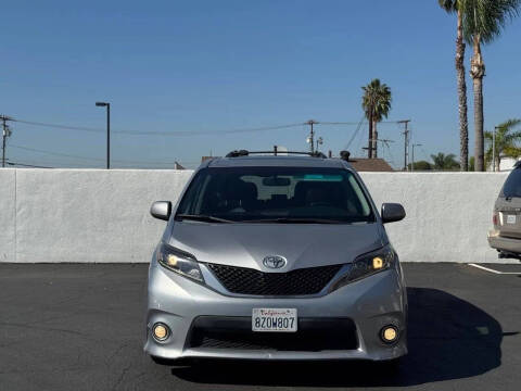 2015 Toyota Sienna