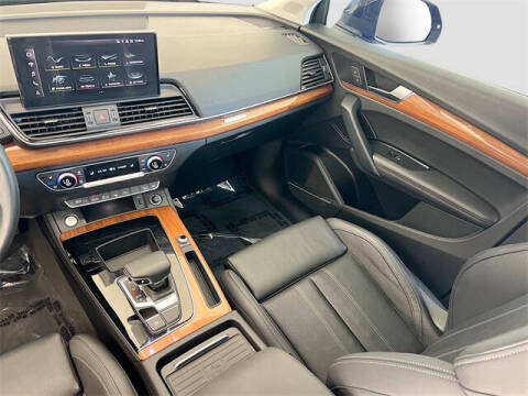 2021 Audi Q5 quattro Prestige 45 TFSI