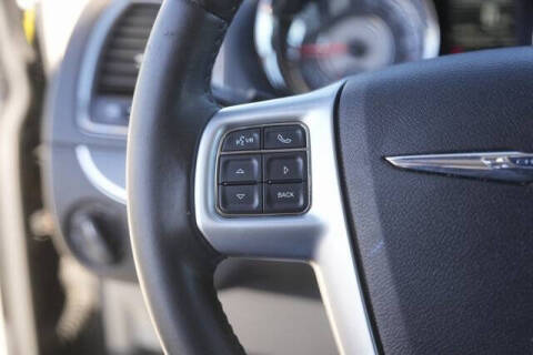 2012 Chrysler Town and Country Touring