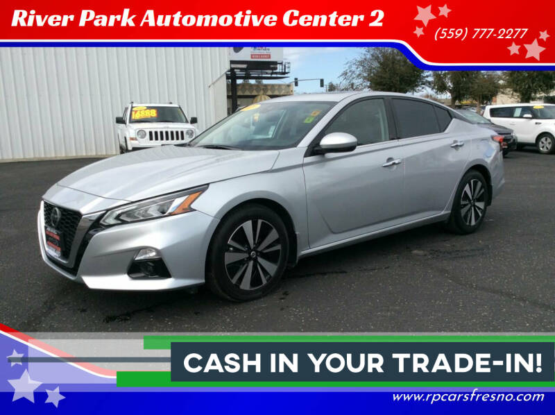 2020 Nissan Altima for sale at River Park Automotive Center 2 in Fresno CA
