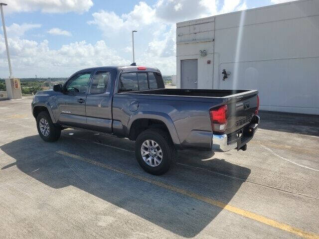 2018 Toyota Tacoma SR5 V6