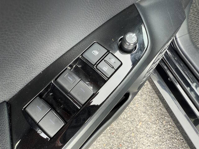 2020 Toyota Prius L Eco