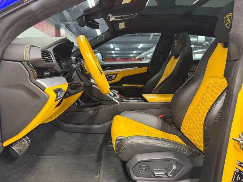 2019 Lamborghini Urus