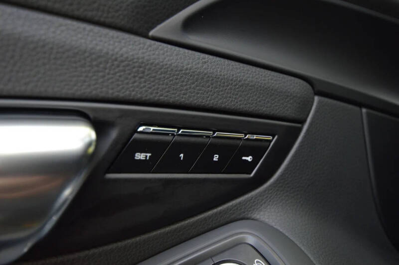 2025 Porsche 718 Cayman S