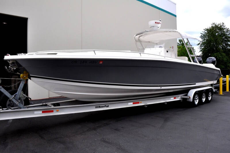 2005 35 JEFFERSON MARLAGO CC CENTER CONSOLE