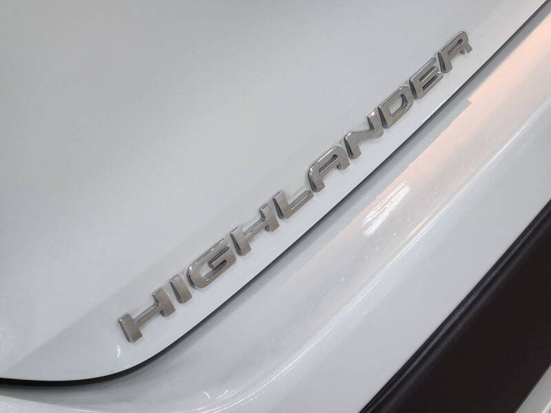 2022 Toyota Highlander XSE