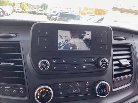 2025 Ford Transit 250