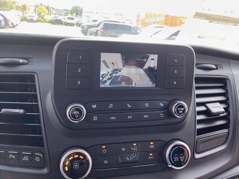 2025 Ford Transit 250