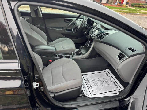 2014 Hyundai Elantra SE