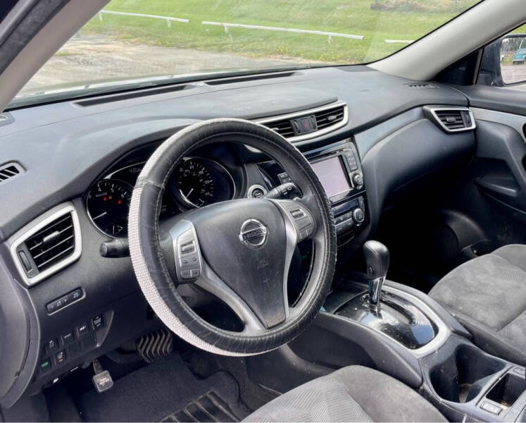 2016 Nissan Rogue SV