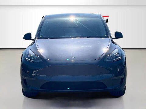 2025 Tesla Model Y Long Range