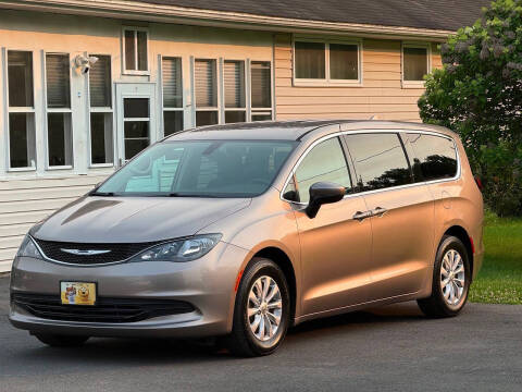 2017 Chrysler Pacifica Touring