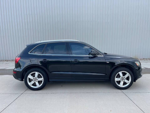 2011 Audi Q5 3.2 quattro Premium Plus