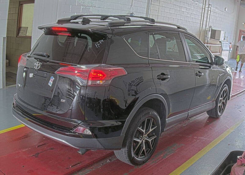 2018 Toyota RAV4 SE