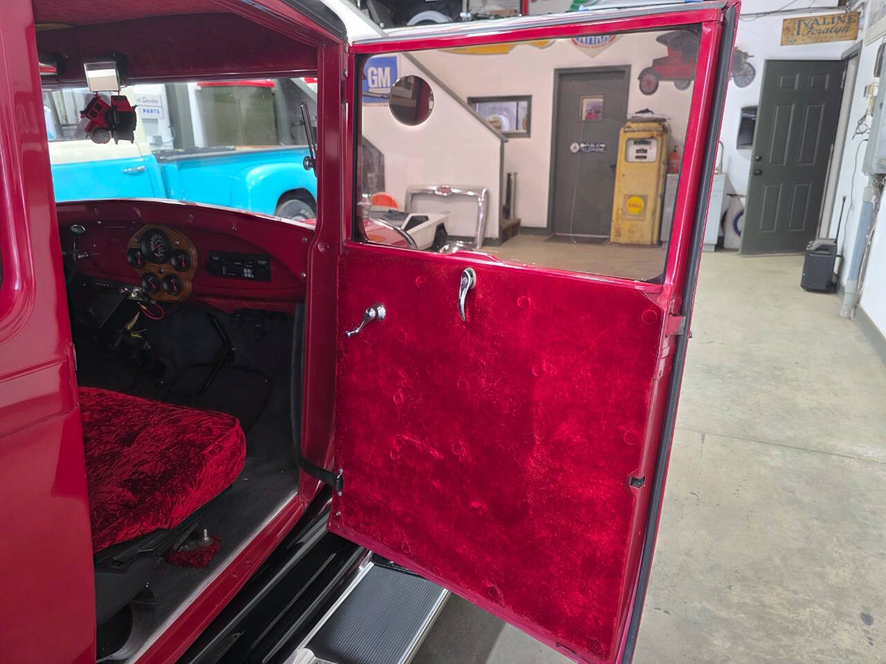 1929 Ford Model A 10