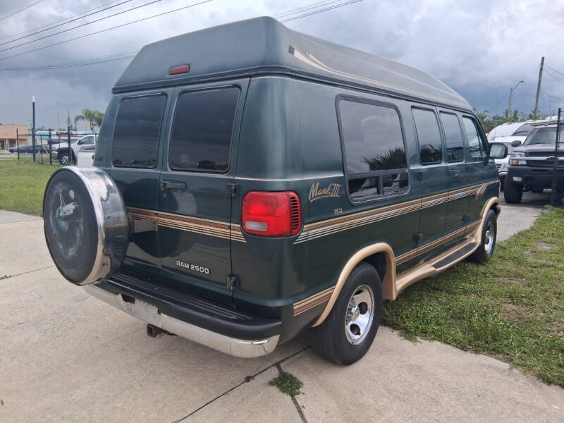 1997 Dodge Ram Van 2500