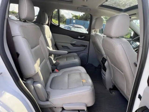 2017 GMC Acadia SLT-1