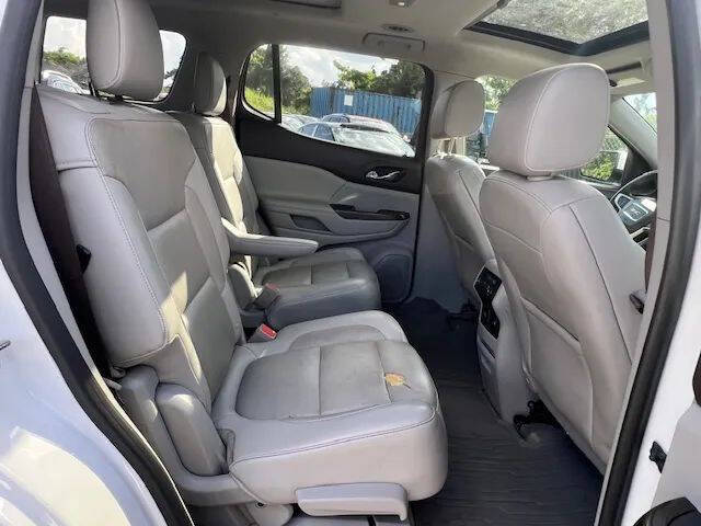 2017 GMC Acadia SLT-1