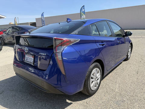 2016 Toyota Prius Two