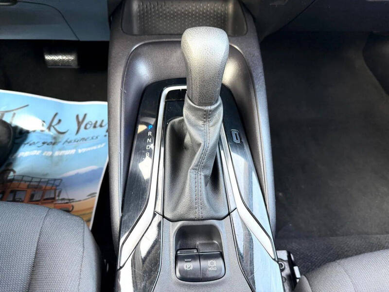 2022 Toyota Corolla LE