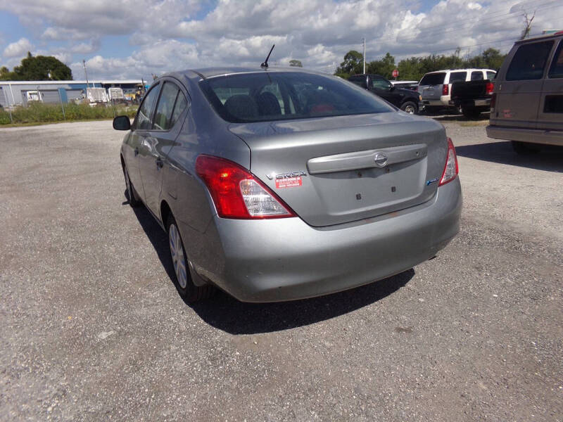 2012 Nissan Versa 1.6 S