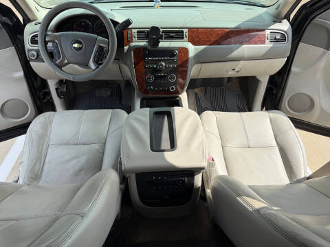 2012 Chevrolet Suburban LT