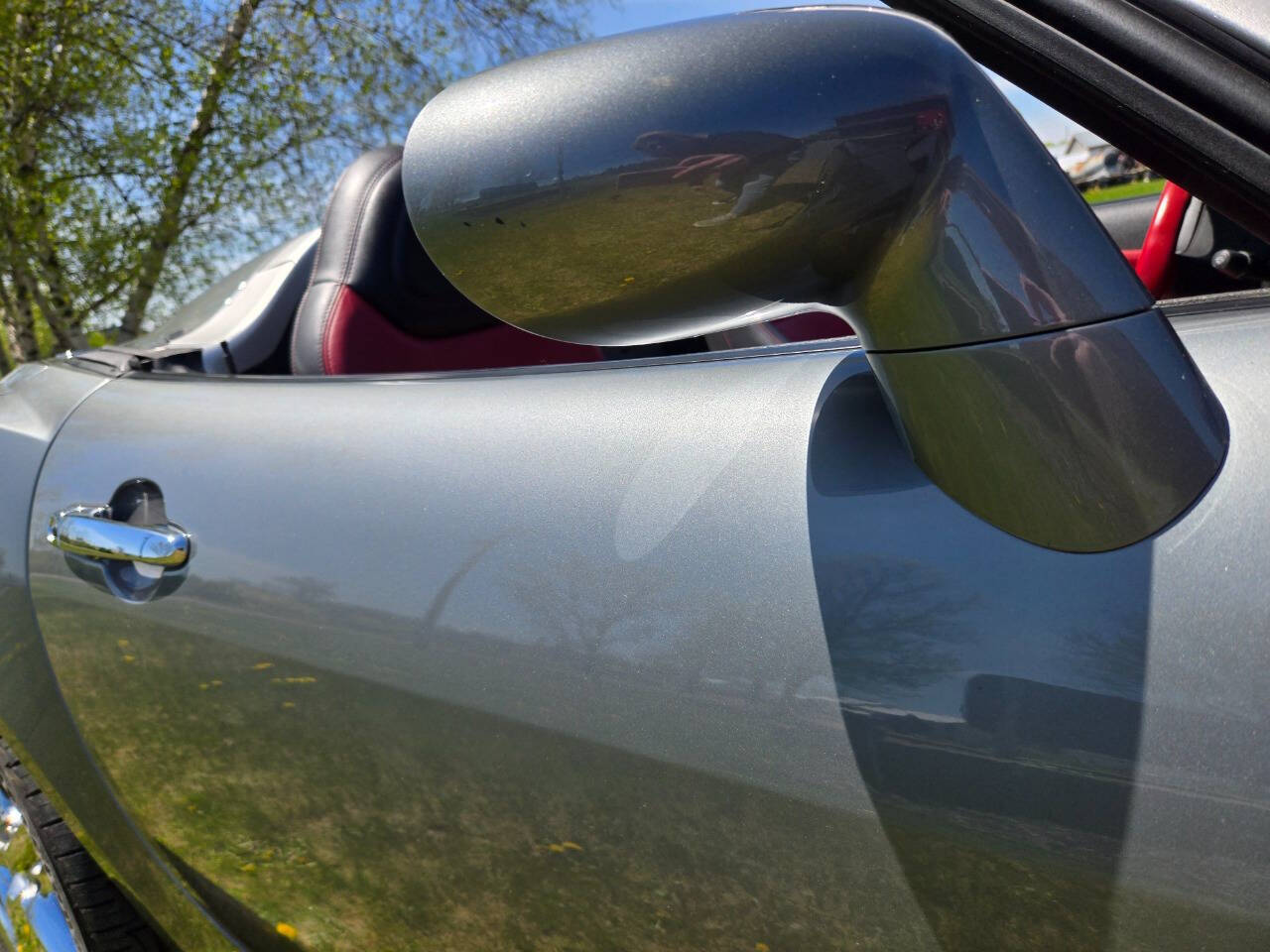 2007 Saturn SKY 38