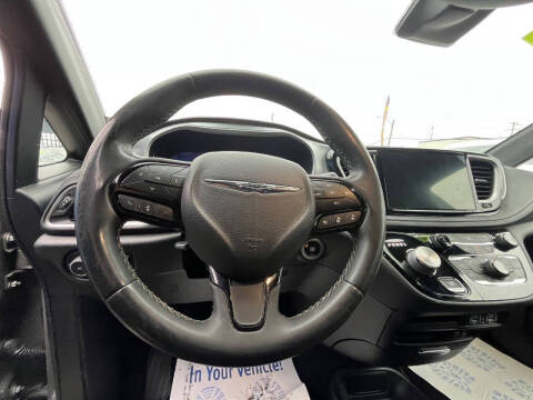 2022 Chrysler Pacifica Touring