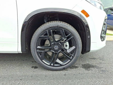 2026 Volkswagen Tiguan SE R-Line Black 4Motion