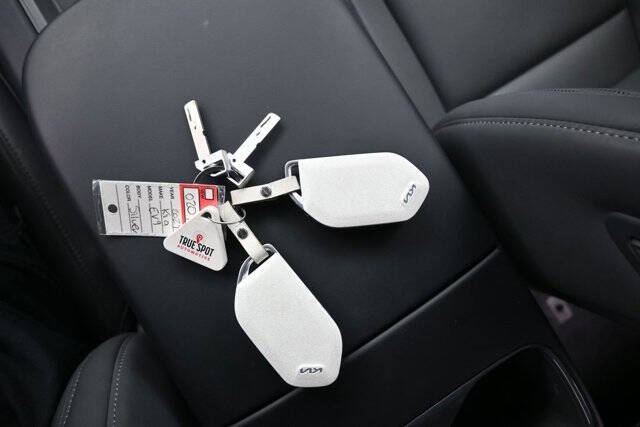 2024 Kia EV9 Light