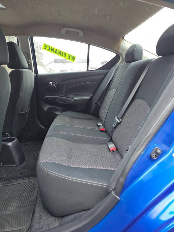 2017 Nissan Versa 1.6 SV