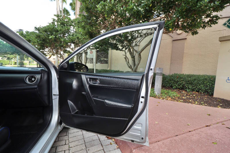 2017 Toyota Corolla SE