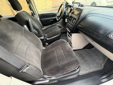 2012 Dodge Grand Caravan American Value Package