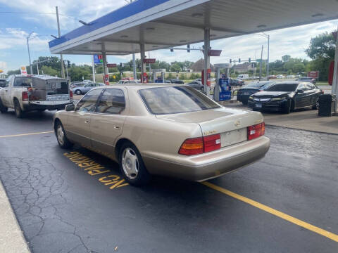 1999 Lexus LS 400