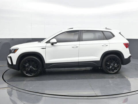 2022 Volkswagen Taos SE 4Motion