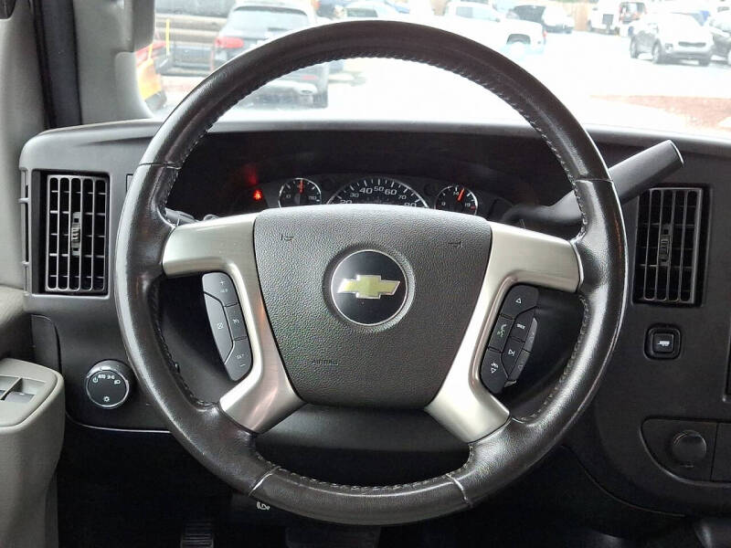 2017 Chevrolet Express LS 2500