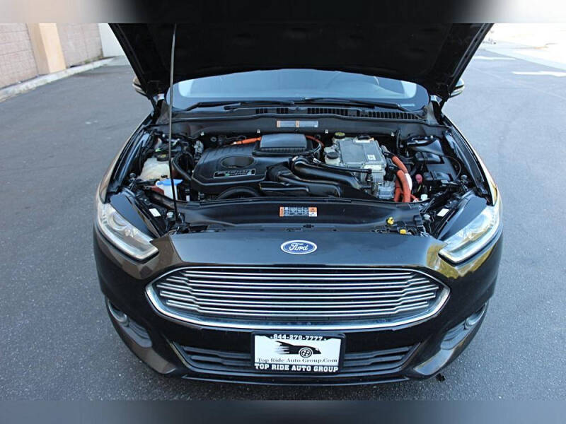 2014 Ford Fusion Energi SE