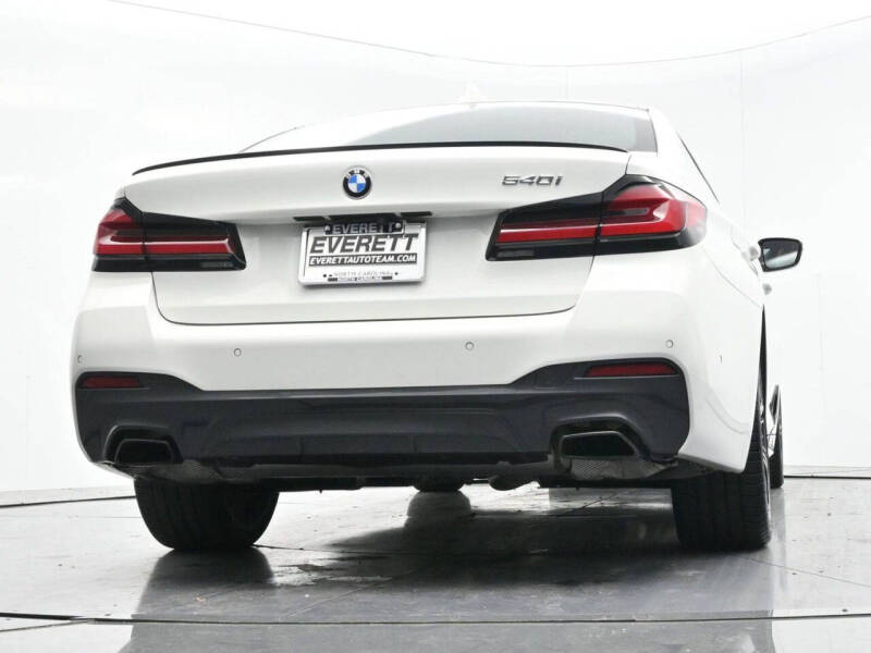 2023 BMW 5 Series 540i