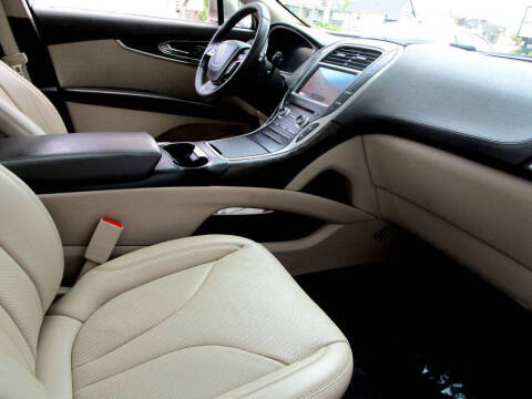 2020 Lincoln Nautilus Reserve