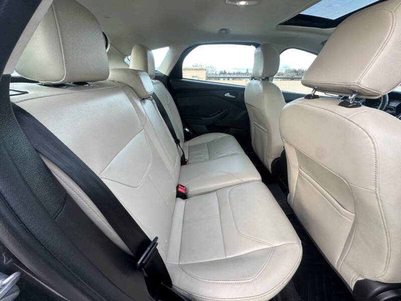 2017 Ford Focus Titanium