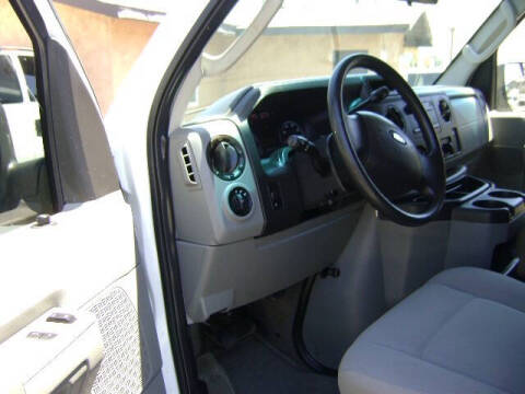 2013 Ford E-Series E-350 SD XL