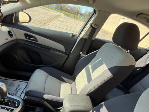 2014 Chevrolet Cruze LS Auto