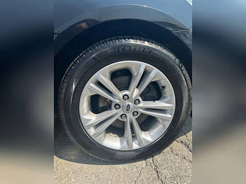 2014 Ford Taurus SEL