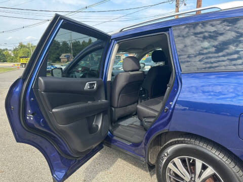 2018 Nissan Pathfinder S